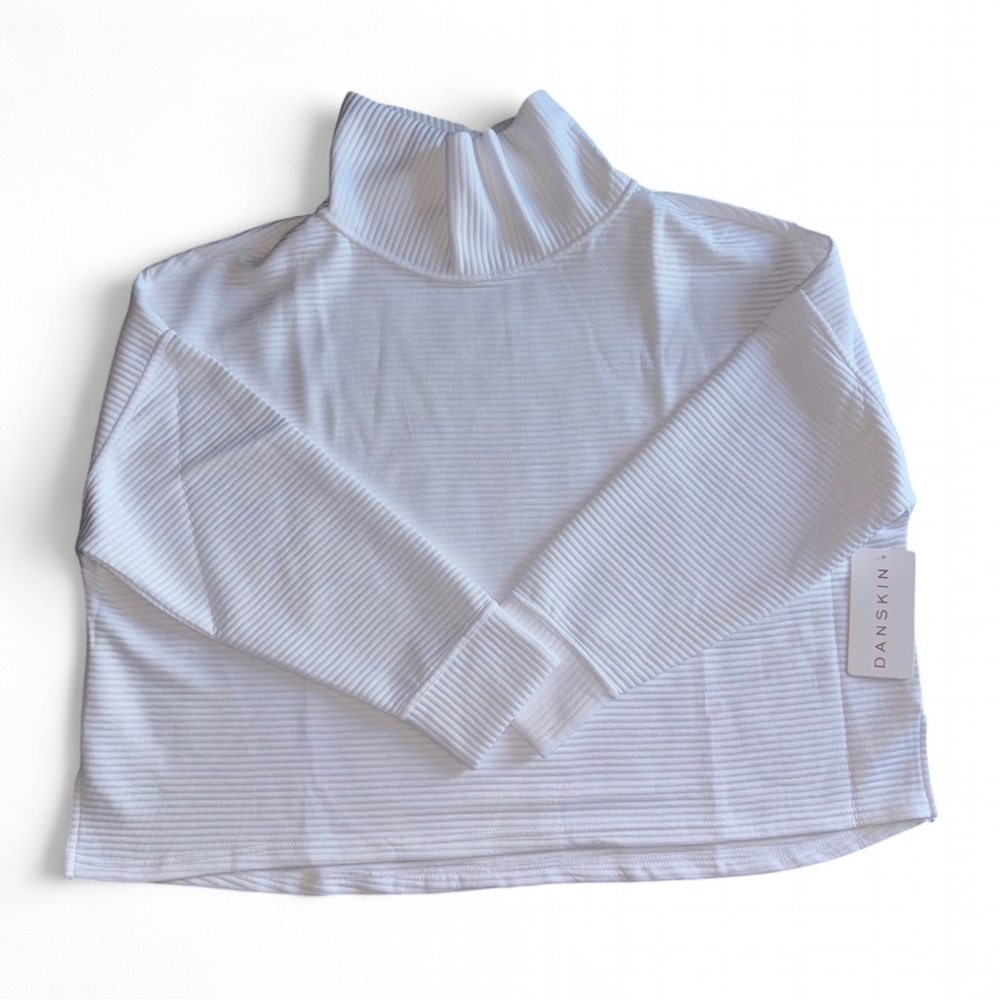 Danskin Ribbed Turtleneck Long Sleeve Active Shirt!
